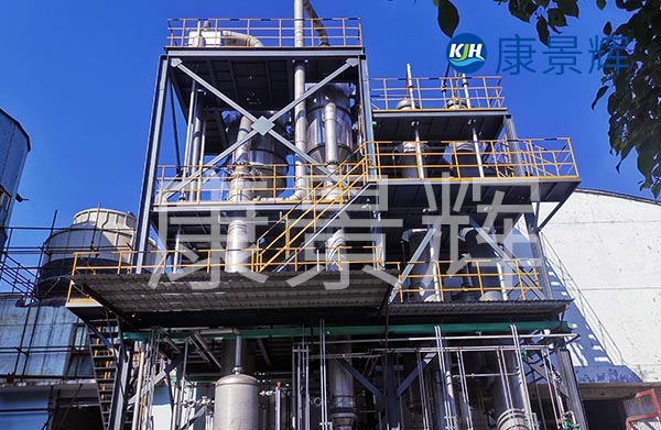 三效蒸發(fā)器定制采購合同中，會約定付款比例、周期、生產(chǎn)周期、安裝調(diào)試周期、以及售后服務保障等。